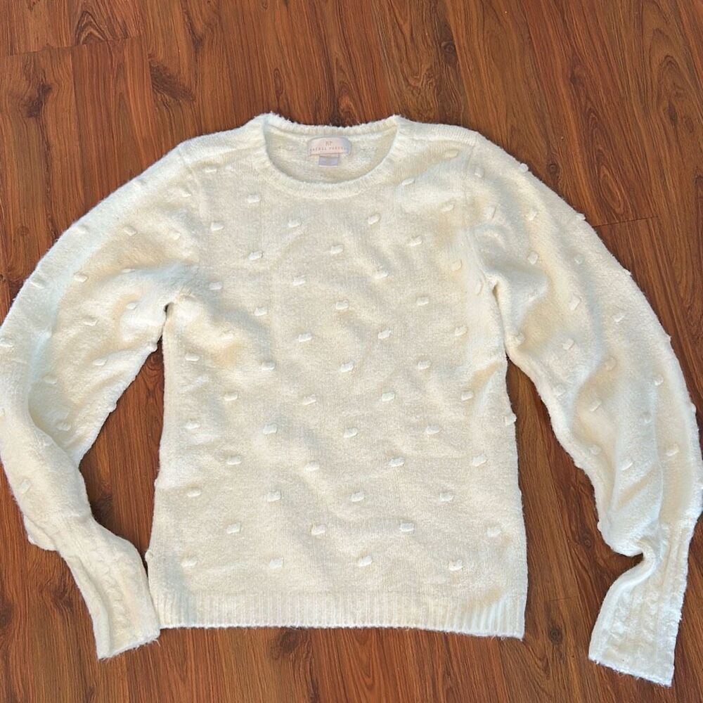 Rachel Parcell ivory cream sweater with polkadot detail size XS